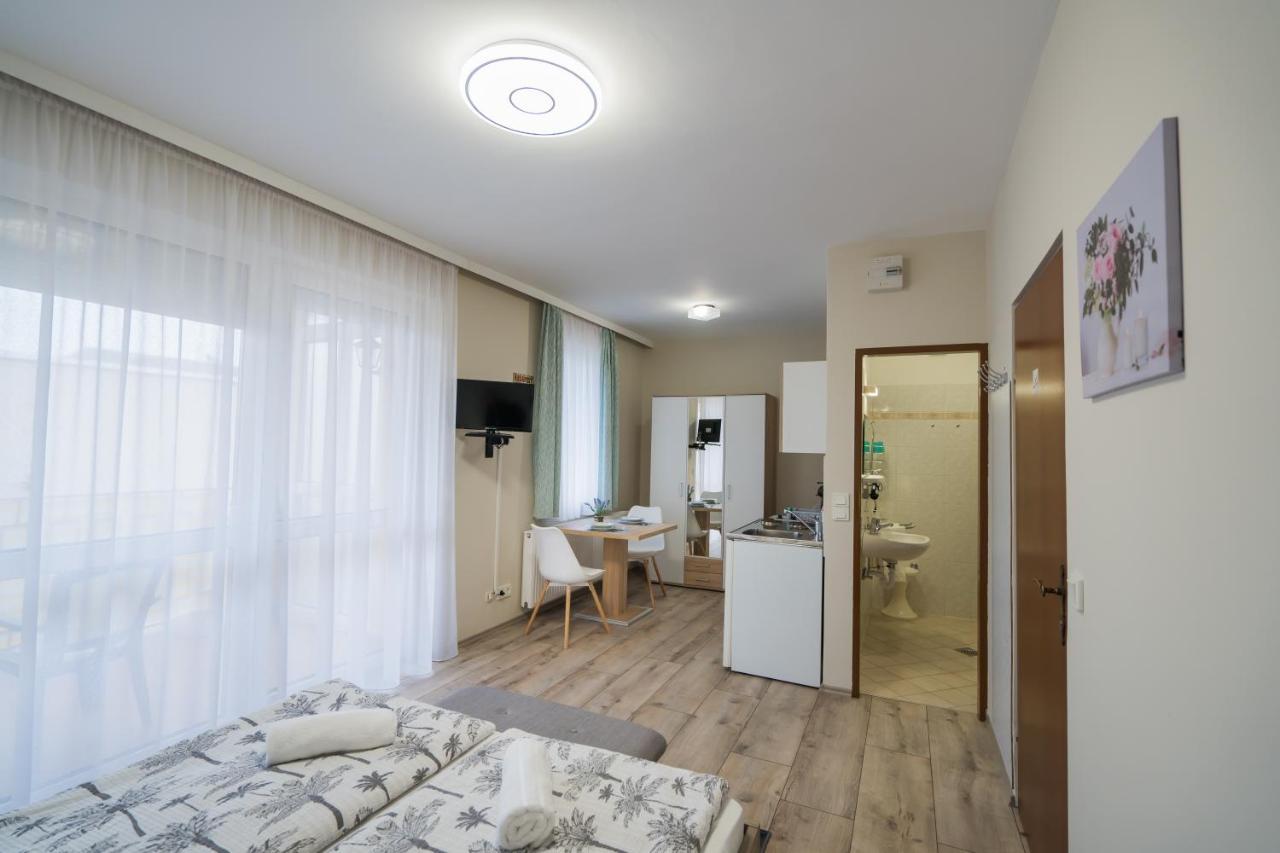 Korponyi Villa Шиофок Экстерьер фото